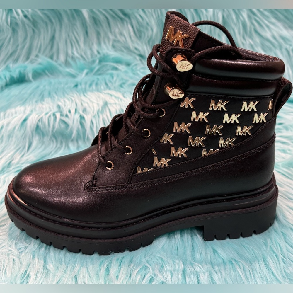 Michael Michael Kors Leather Lace up Women’s Boots. Black n Gold. New